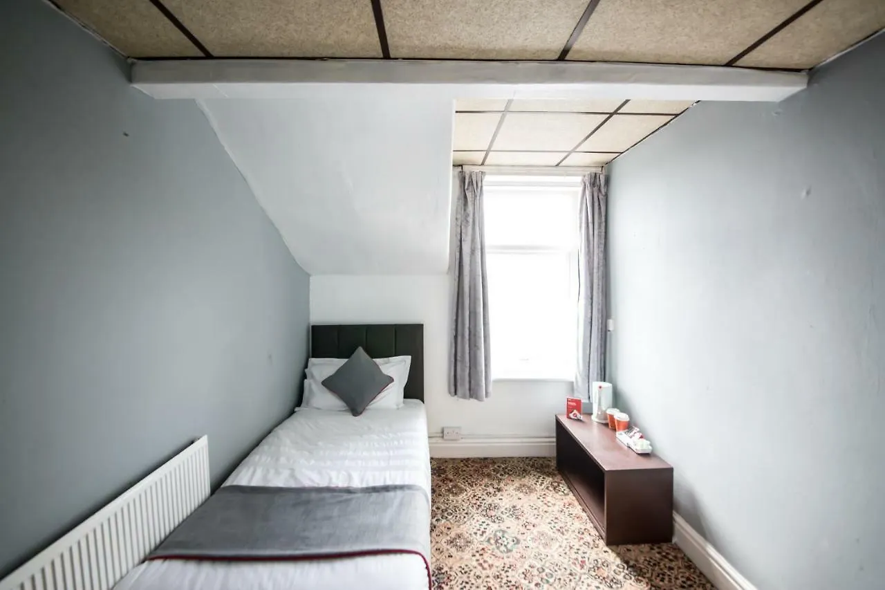 Myroomz Silver Strand Hotel Blackpool